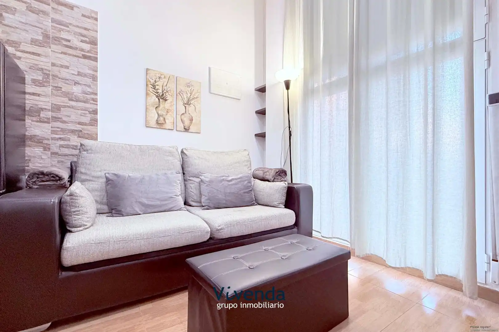 Living room of Flat for sale in Madrid  with Air Conditioner and Heating