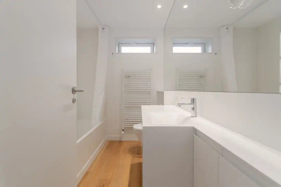 Baño de Ático en venta en  Pamplona / Iruña con Calefacción, Terraza y Alarma