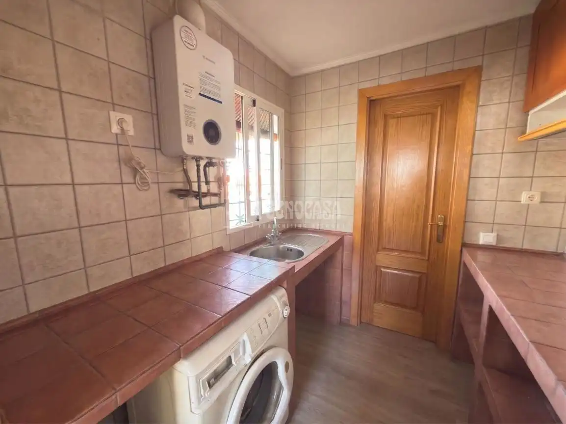 Kitchen of Attic for sale in Madrid  with Air Conditioner, Parquet flooring and Terrace