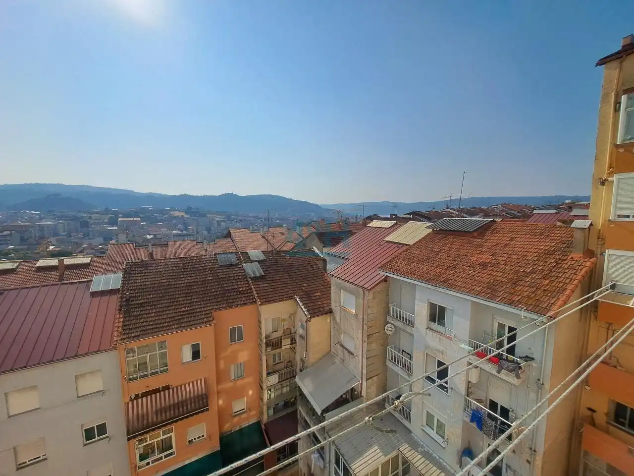 Vista exterior de Piso en venta en Ourense Capital  con Calefacción, Parquet y Amueblado