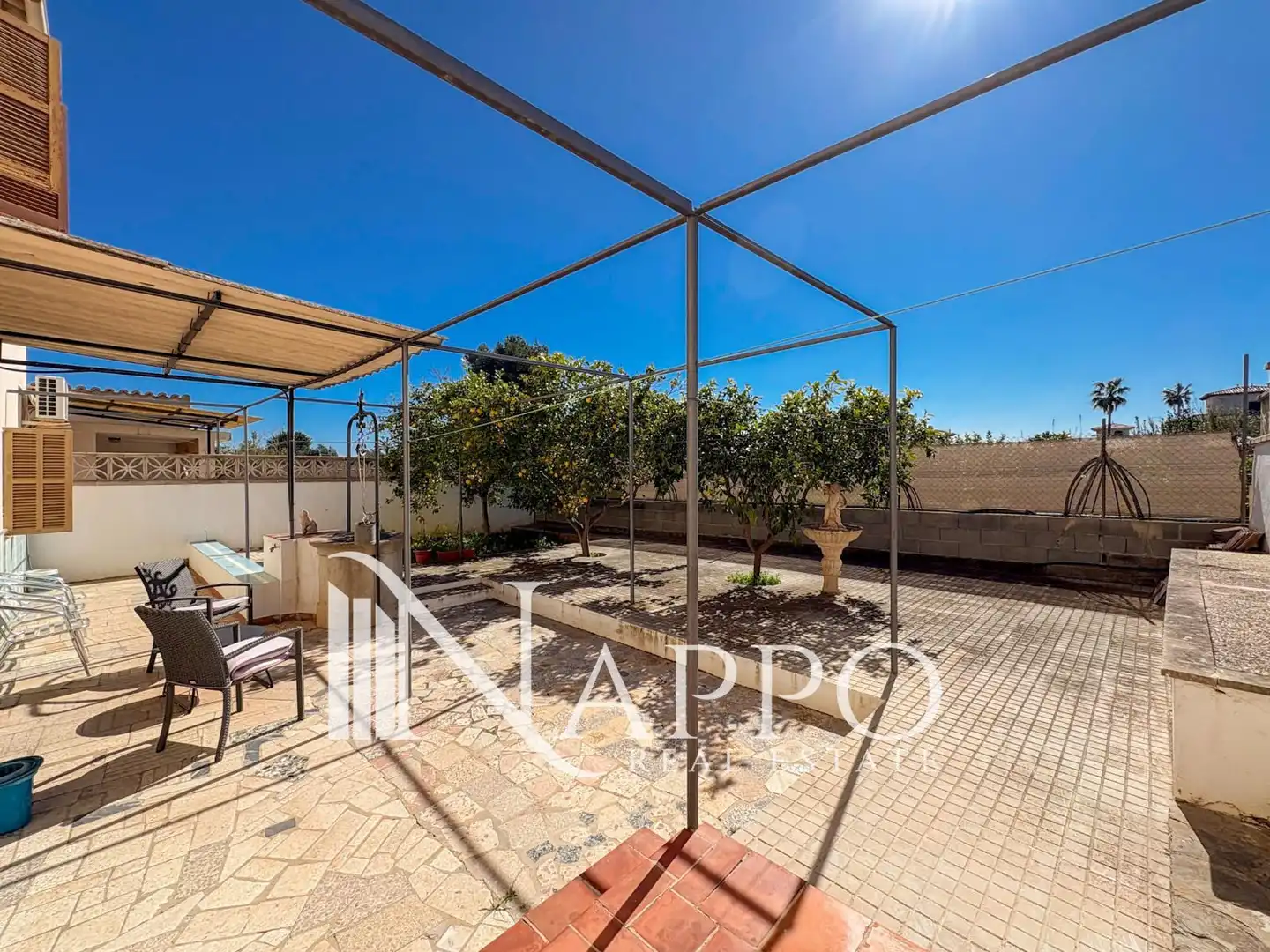 Villa con giardino in vendita a battle josep  canyelles, imagen 6