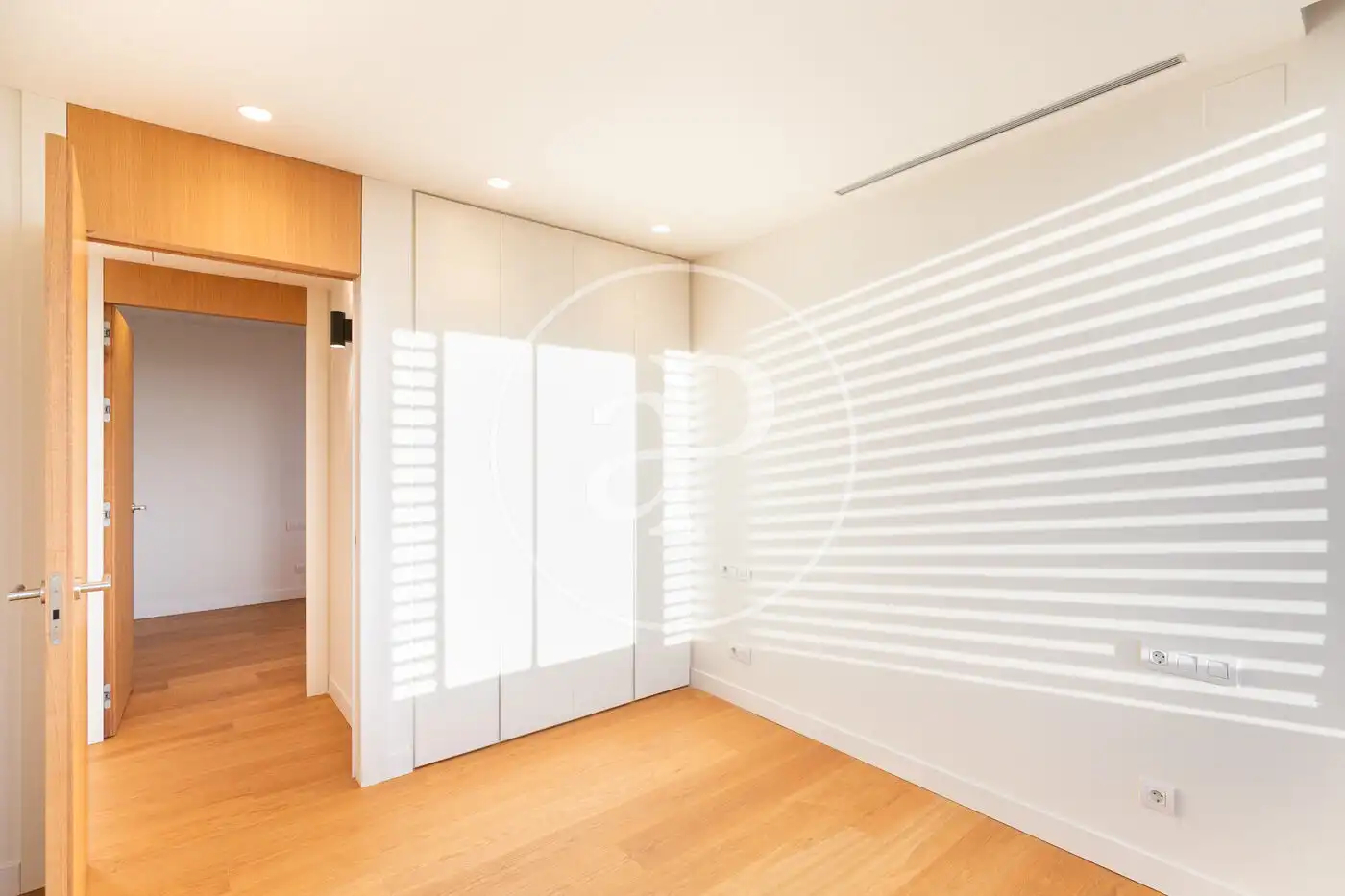 Bedroom of Flat for rent in Barcelona  with Air Conditioner, Heating and Private garden