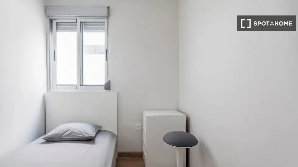 Piso con terraza en alquiler en Ciutat Vella, imagen 7