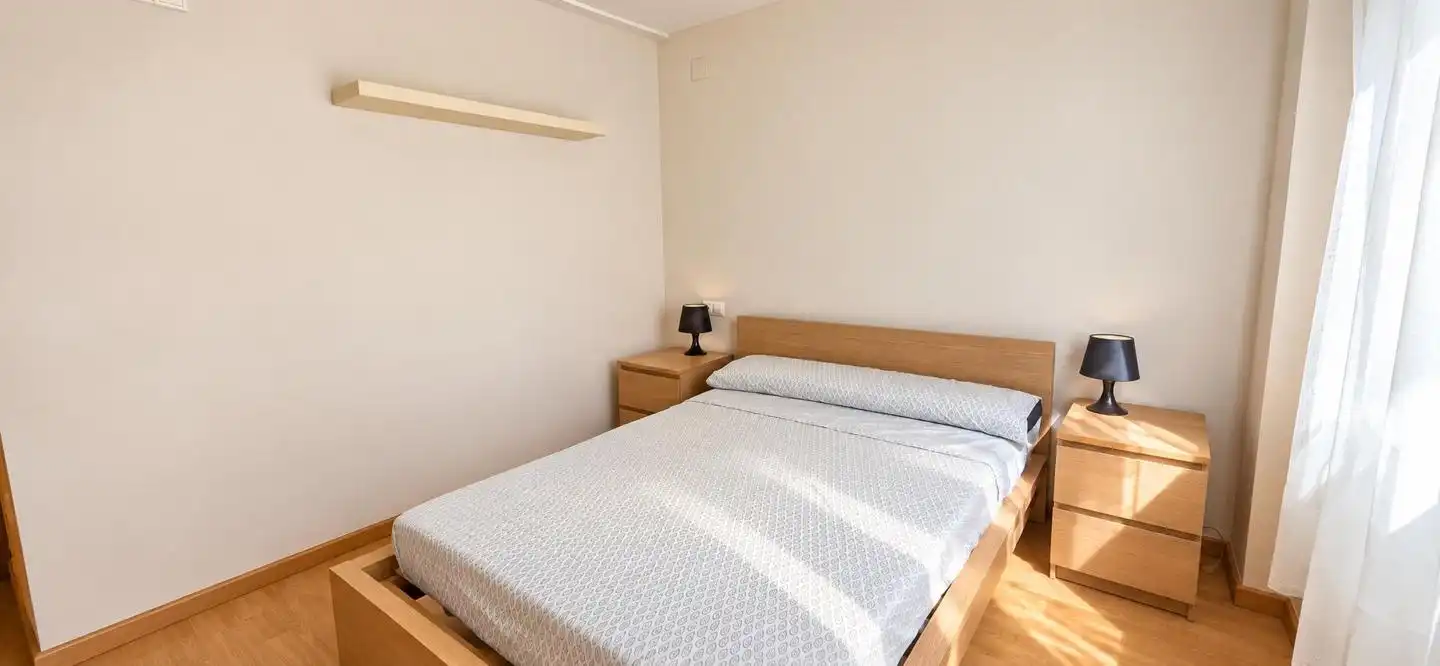 Flat for rent in Plaza Crevillente - Antiguos Juzgados - El Asilo