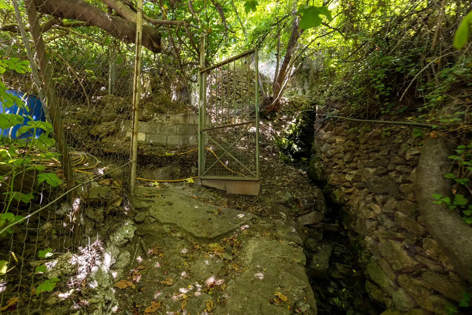 Country homes for sale in POLIGO NO 8 PARCELA 460 GRANADA LANJARON, Centro - Sagrario