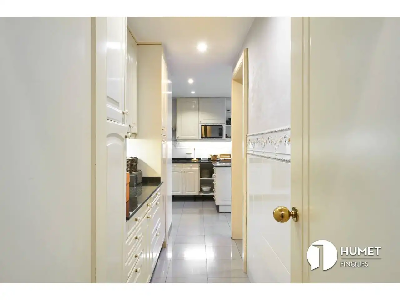 Kitchen of Houses for sale in Sant Cugat del Vallès  with Air Conditioner, Heating and Private garden