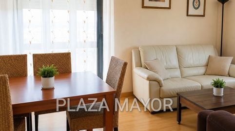 Foto 3 de Piso en venta en Calle Villa de Macotera, Capuchinos - Glorieta - Ciudad Jardín, Salamanca Capital