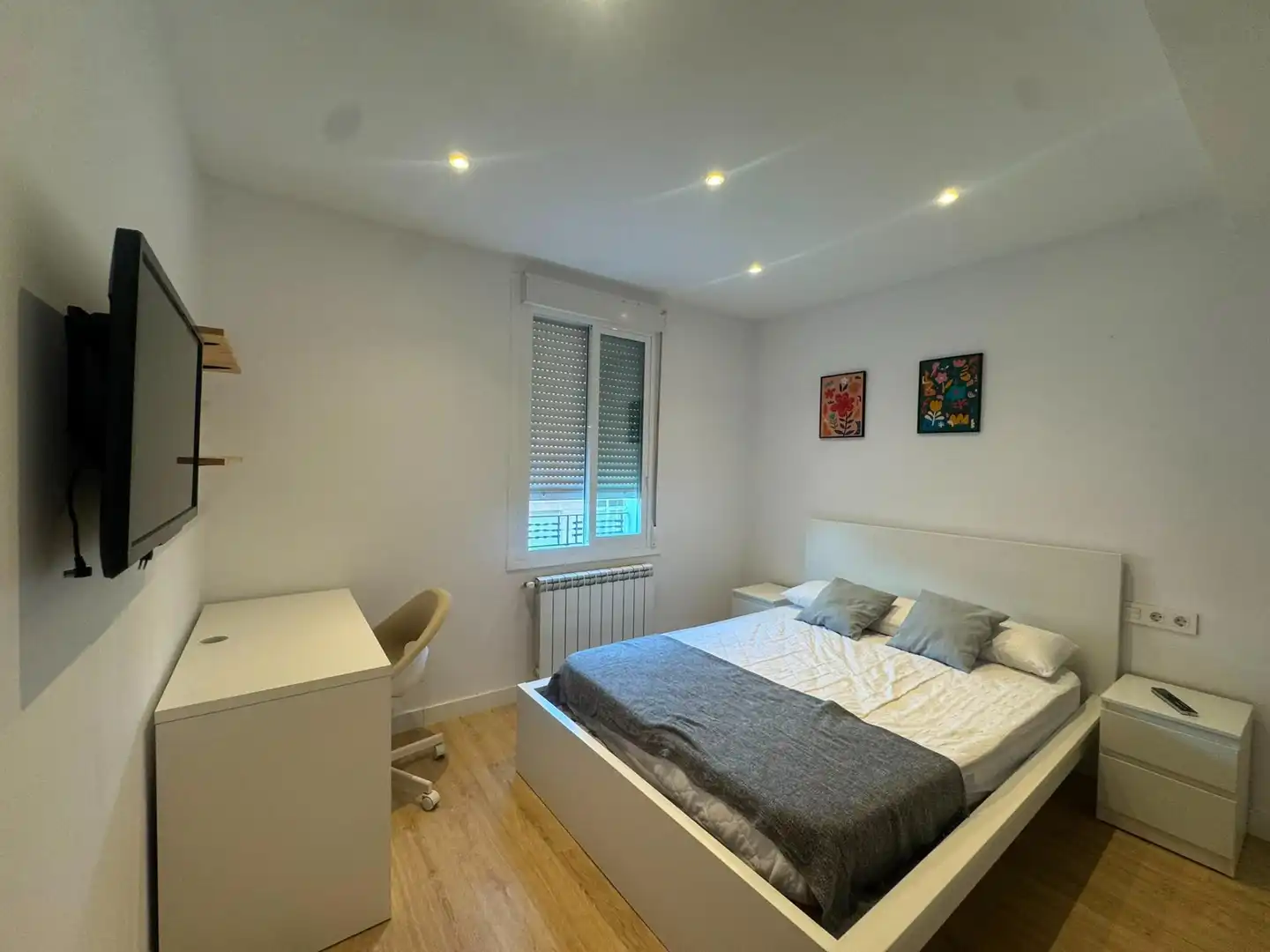 Habitación de Piso de alquiler en Ourense Capital  con Calefacción, Amueblado y Balcón