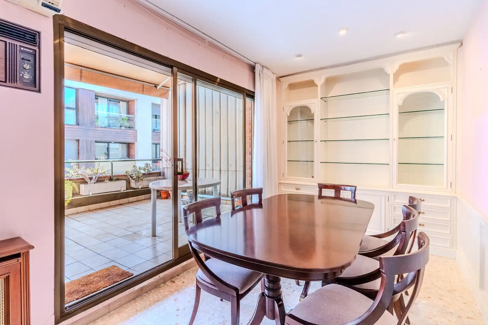 Chalet con terraza en venta en Carrer del Taulí, imagen 10