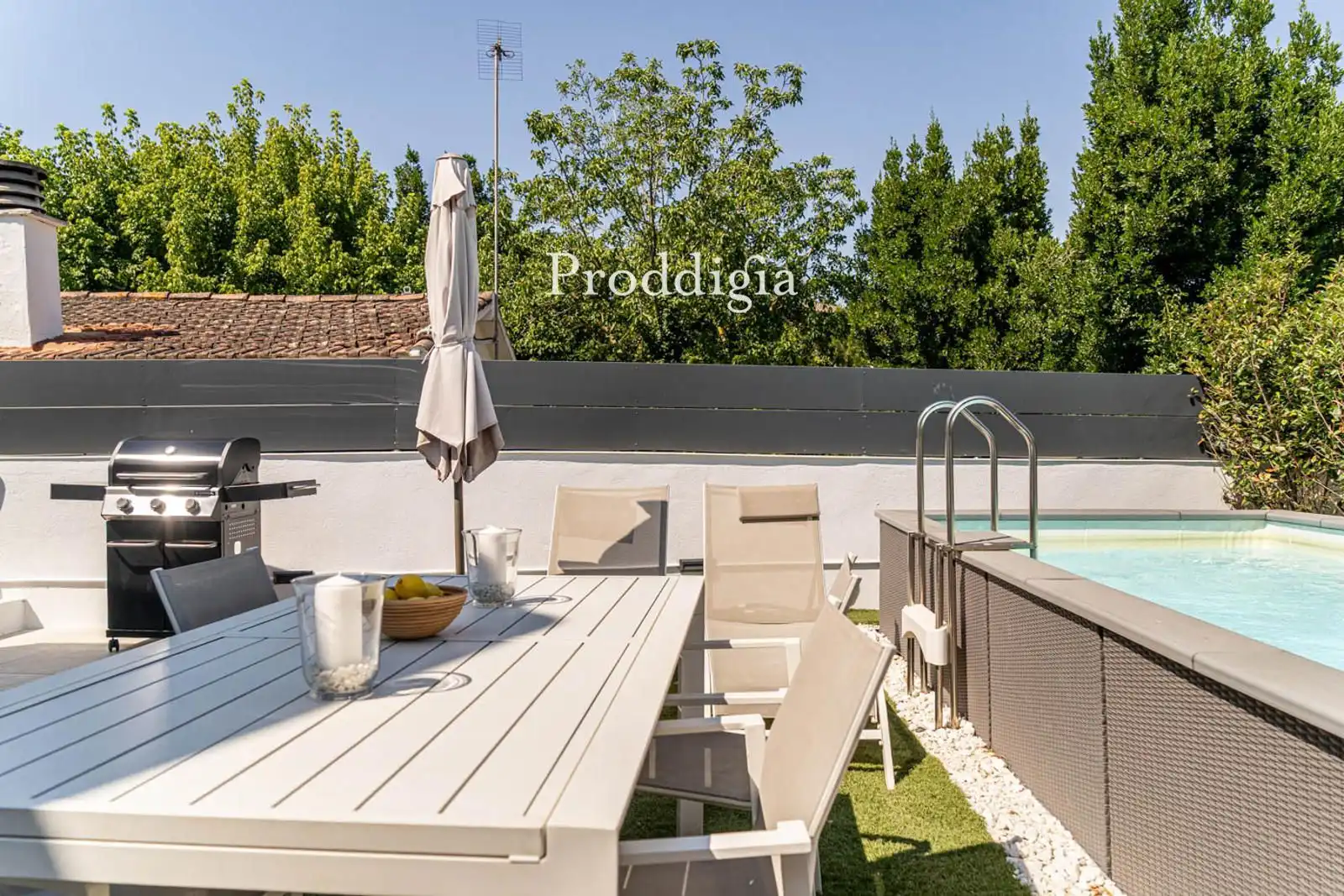 Terrace of Houses for rent in Sant Cugat del Vallès  with Air Conditioner, Storage room and Swimming Pool