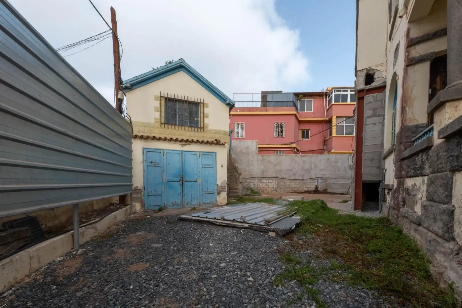 Vista exterior de Casa o xalet en venda en Las Palmas de Gran Canaria amb Terrassa, Piscina i Balcó