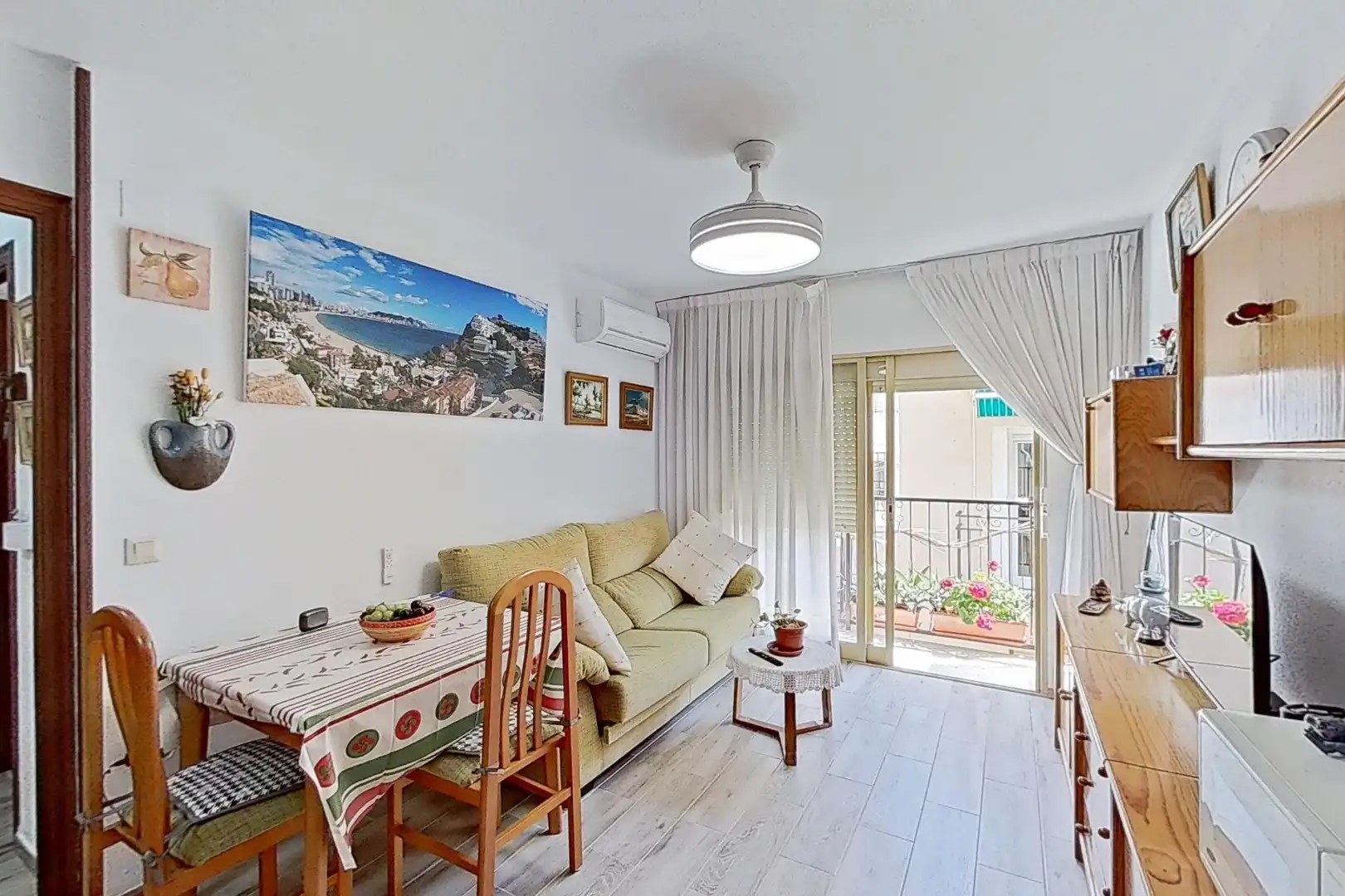 Wohnzimmer von Wohnungen zum Verkauf in Benidorm mit Klimaanlage, Heizung und Terrasse
