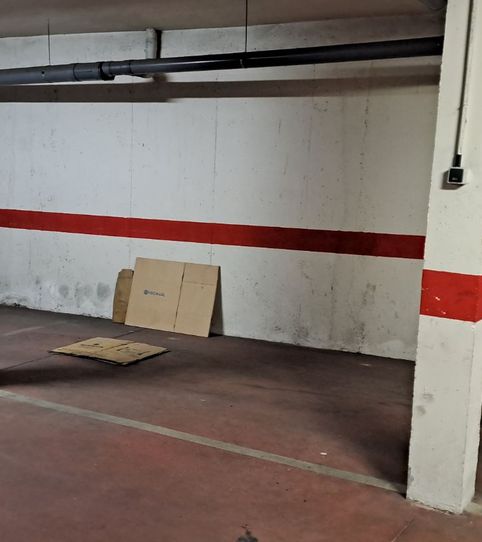 Foto 2 von Garage zur Miete in Calle Damas, 23, Casco histórico, Alcalá de Henares