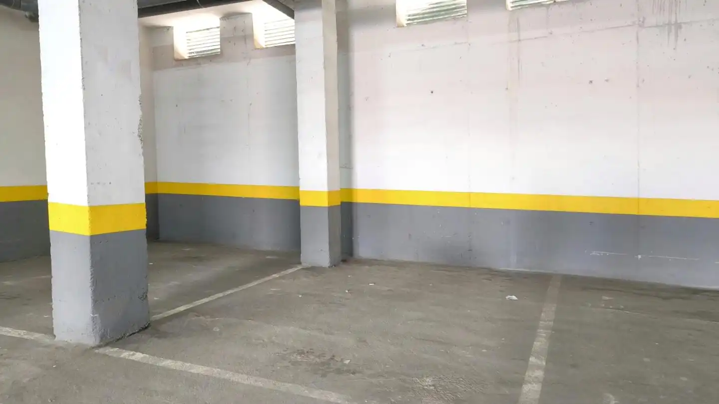 Parking de Piso en venta en Cuenca con Calefacción, Trastero y Amueblado