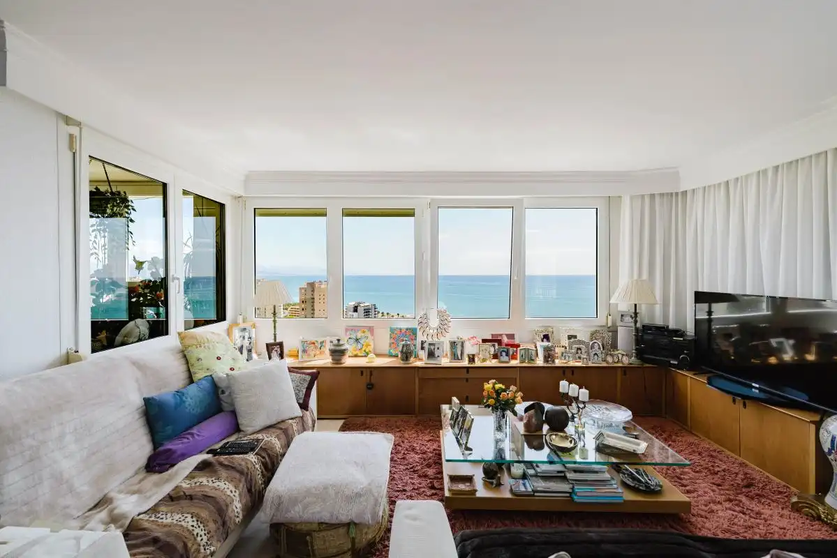 Sala de estar de Piso en venta en Torremolinos con Aire acondicionado, Calefacción y Jardín privado