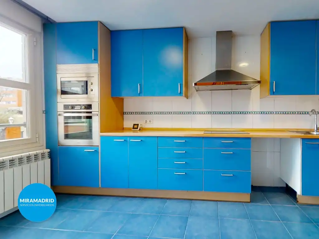 Cocina de Casa o chalet en venta en Paracuellos de Jarama con Piscina