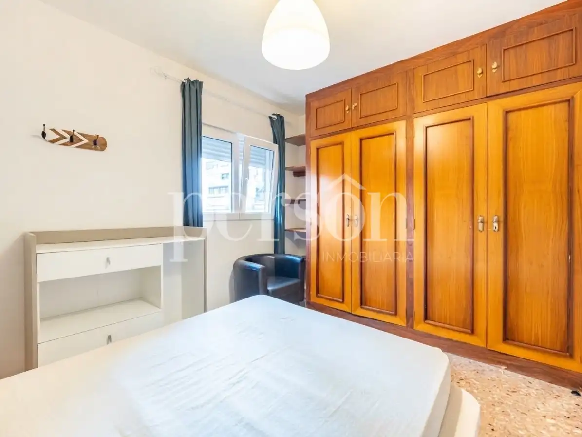 Habitación de Piso en venta en Campanar