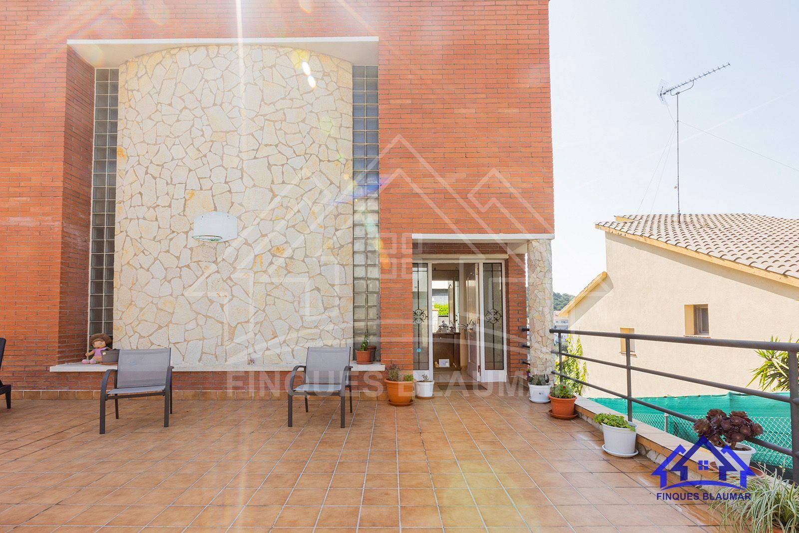 Terrassa de Casa o xalet en venda en Arenys de Munt amb Calefacció, Jardí privat i Terrassa