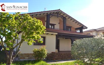 Exterior view of House or chalet for sale in Villarcayo de Merindad de Castilla la Vieja  with Heating, Private garden and Terrace