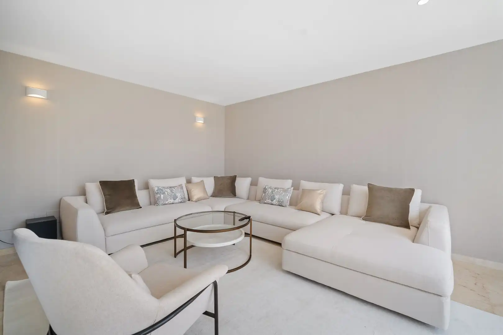 Houses for rent in Calle Alcala, Las Brisas