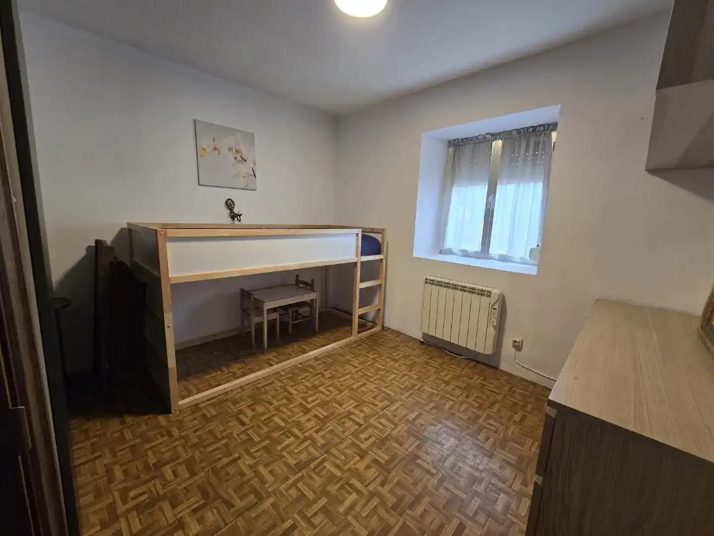 Dormitori de Casa o xalet en venda en Valle de Losa