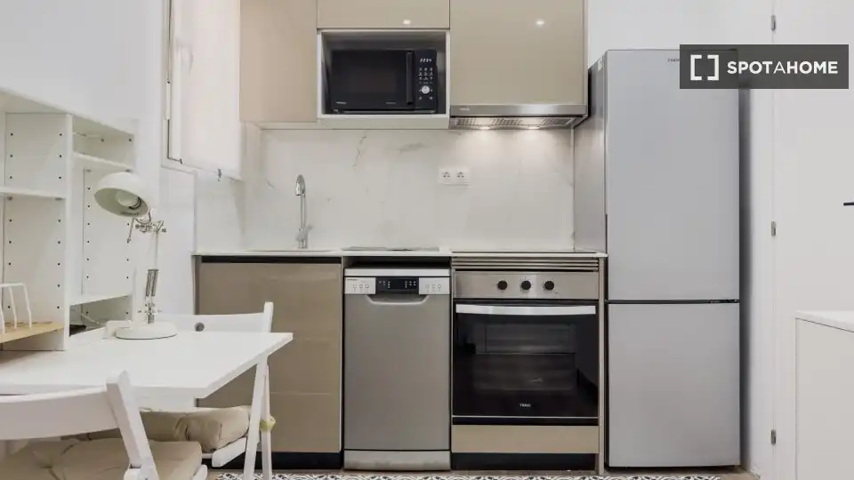 Piso en alquiler en Eixample, imagen 4