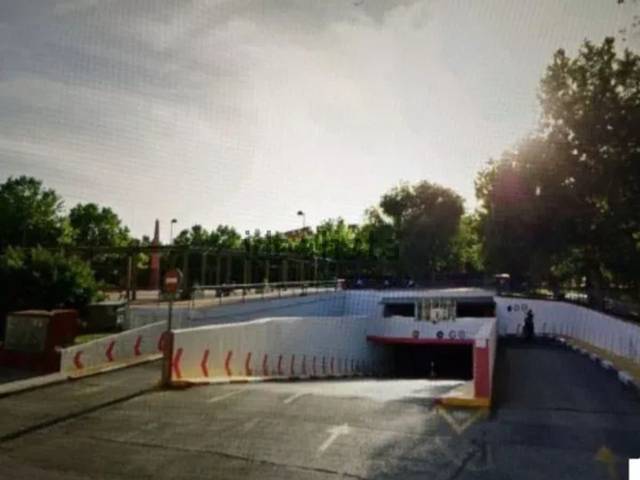 Garaje en Alquiler en Avenida de las Ciudades, 1 en Getafe Norte