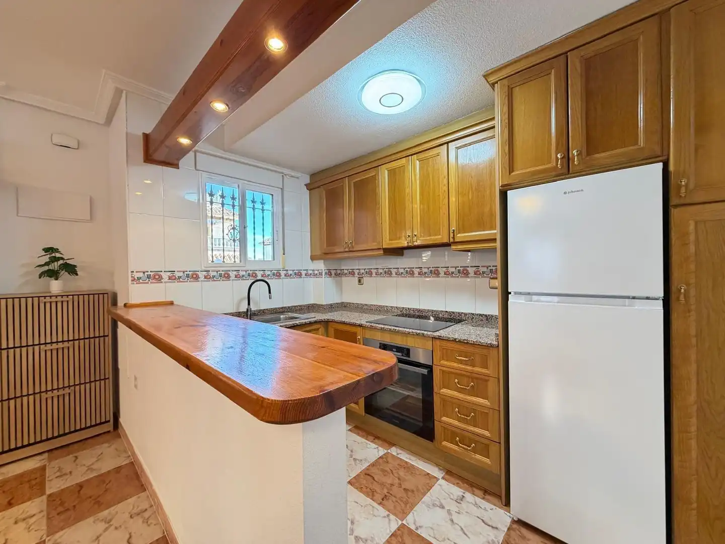 Terraced house with terrace for sale in Calle Galapagos, imagen 30