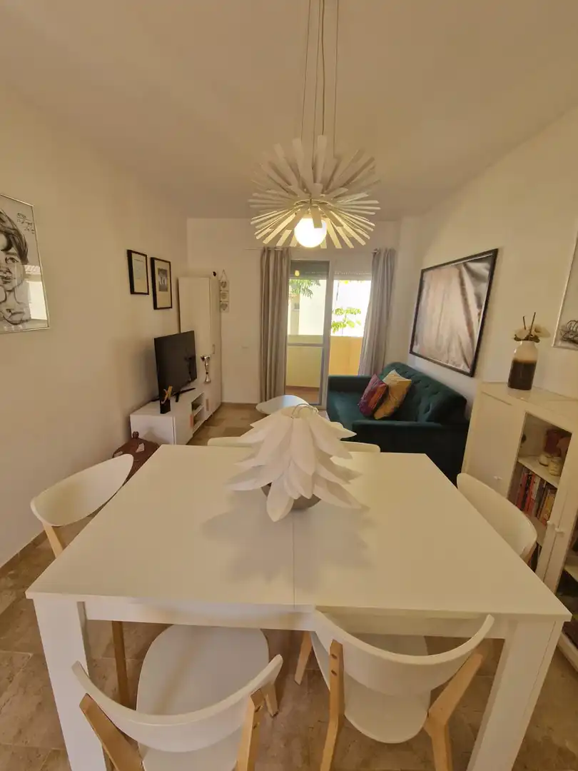 Appartement compact avec piscine à vendre à La Duquesa, imagen 3