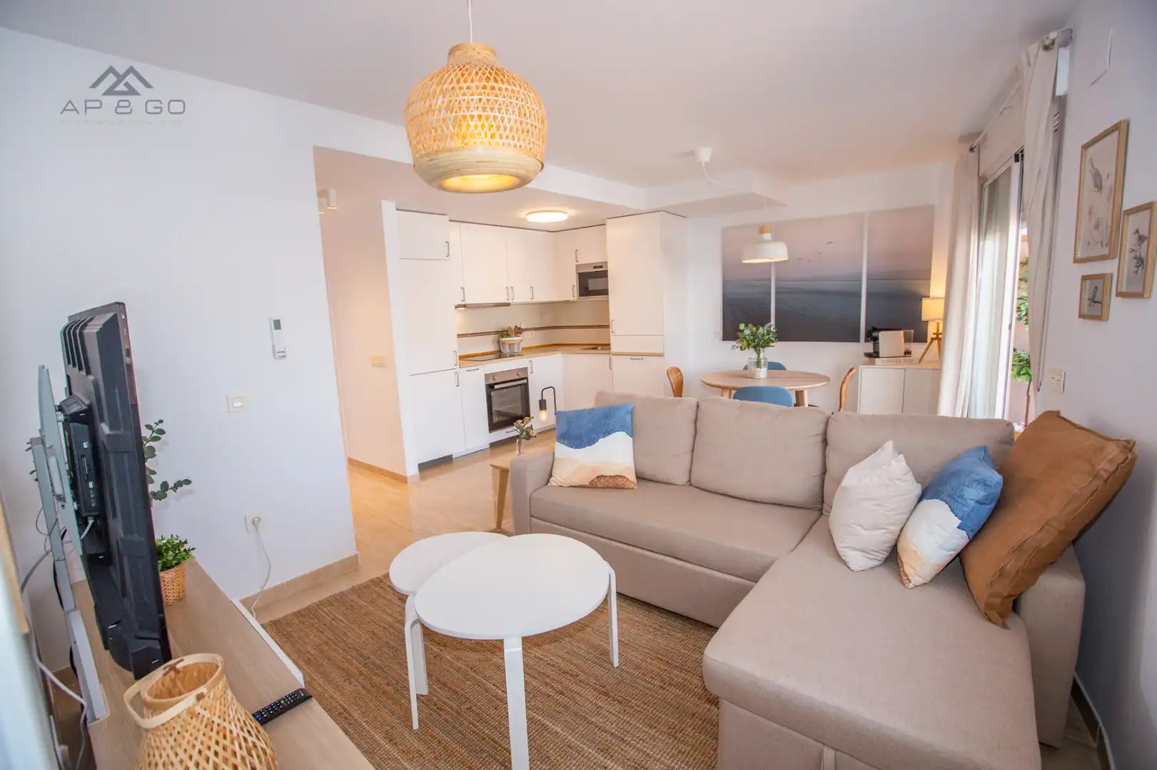 Wohnzimmer von Dachboden zur Miete in Almuñécar mit Klimaanlage, Terrasse und Möbliert