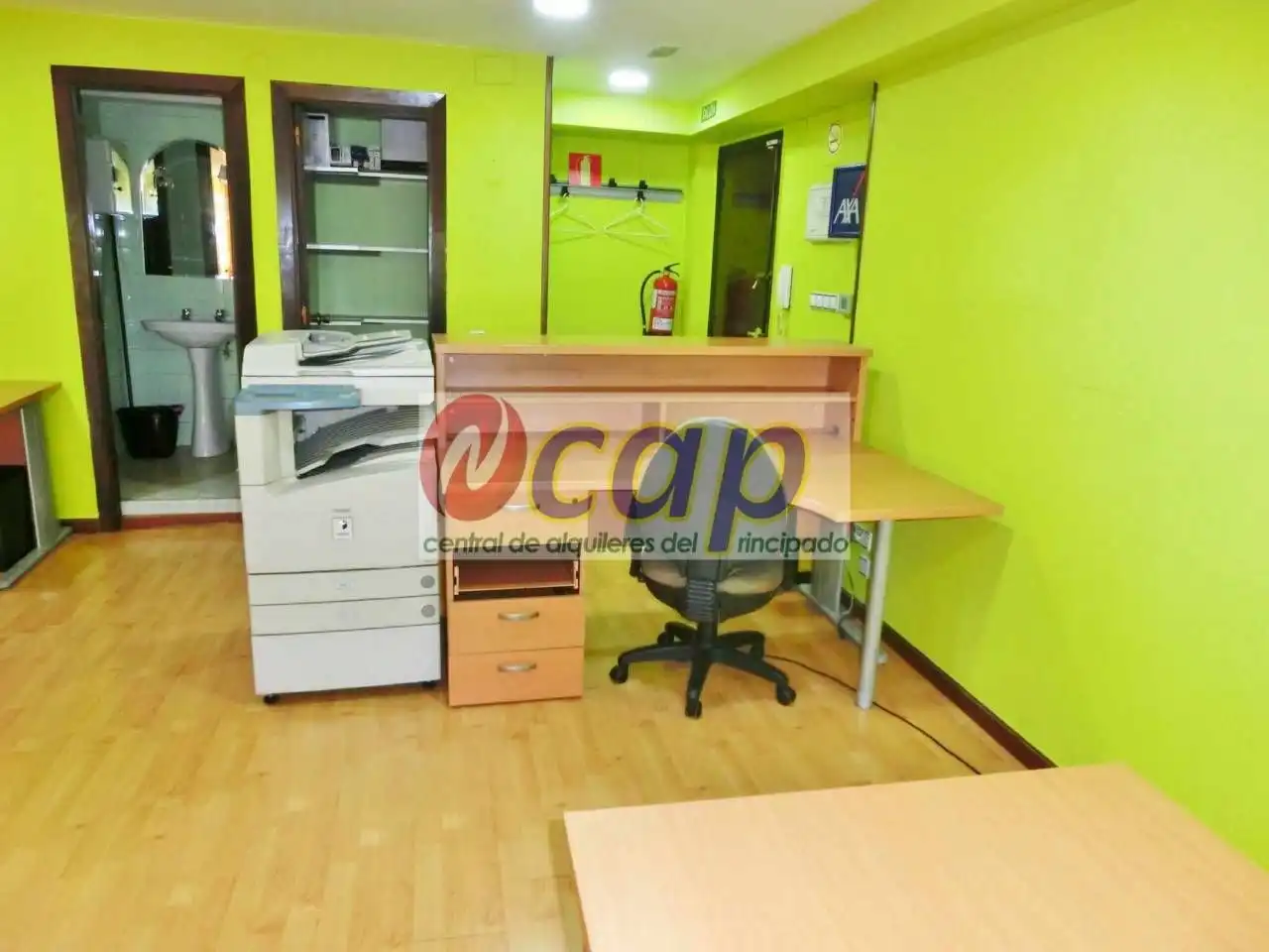 Office for rent in Gijón   with Heating and Furnished