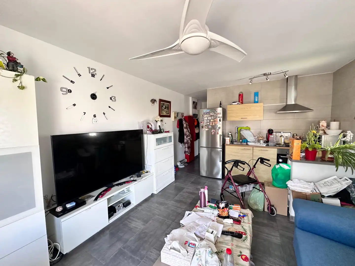 Sala de estar de Apartamento en venta en Benalmádena con Aire acondicionado, Terraza y Amueblado