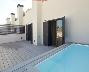 Swimming pool of Attic to rent in  Barcelona Capital  with Air Conditioner, Heating and Terrace
