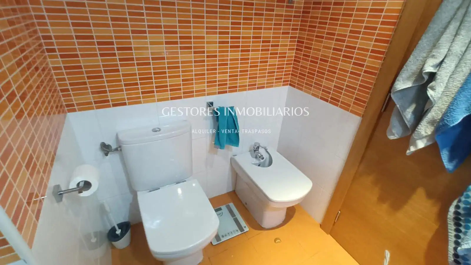 Baño de Piso en venta en Cocentaina con Aire acondicionado, Terraza y Amueblado