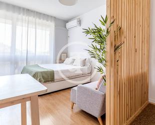 Bedroom of Attic to rent in  Madrid Capital  with Air Conditioner, Heating and Furnished