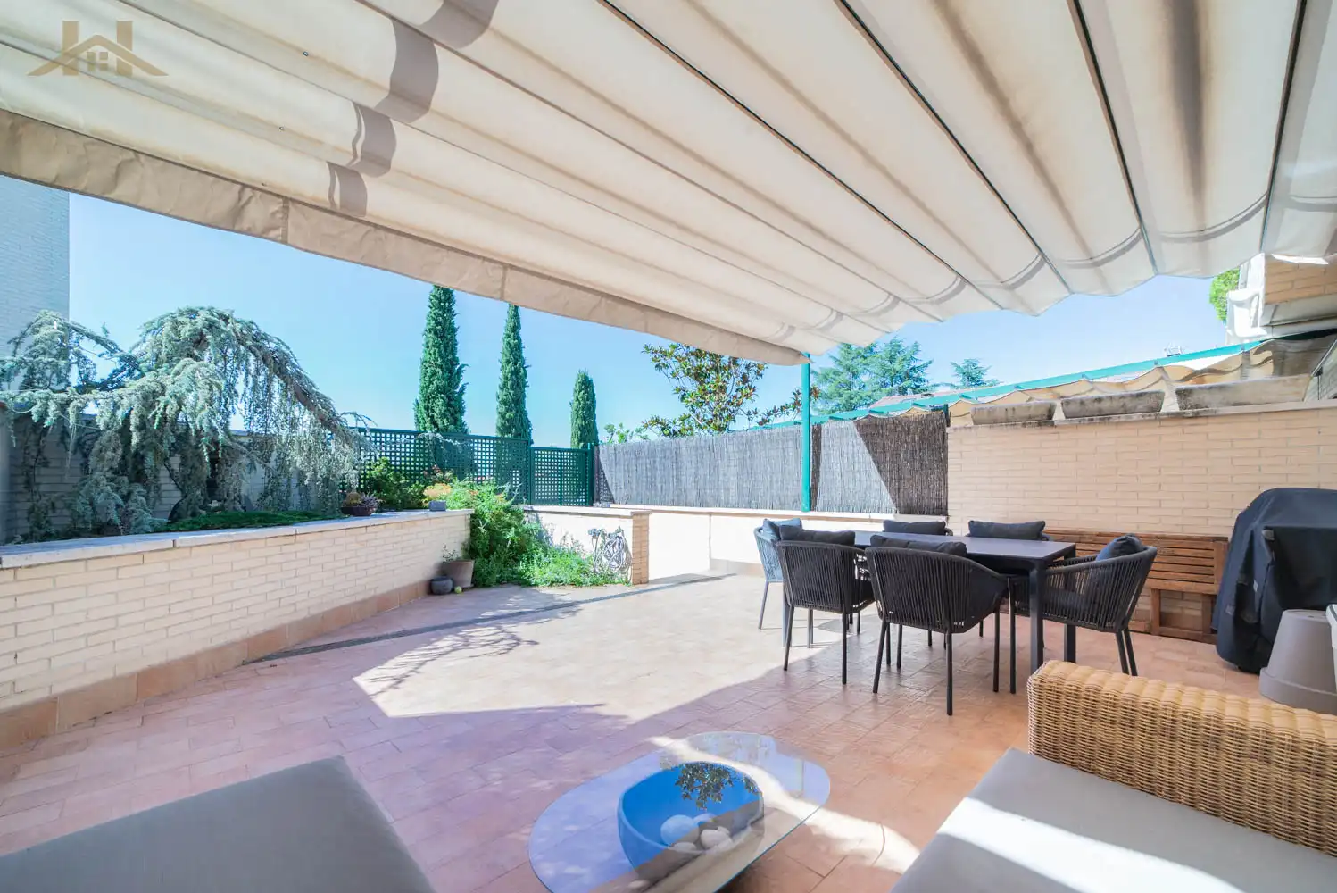 Terrassa de Casa o xalet en venda en Pozuelo de Alarcón amb Aire condicionat, Calefacció i Jardí privat