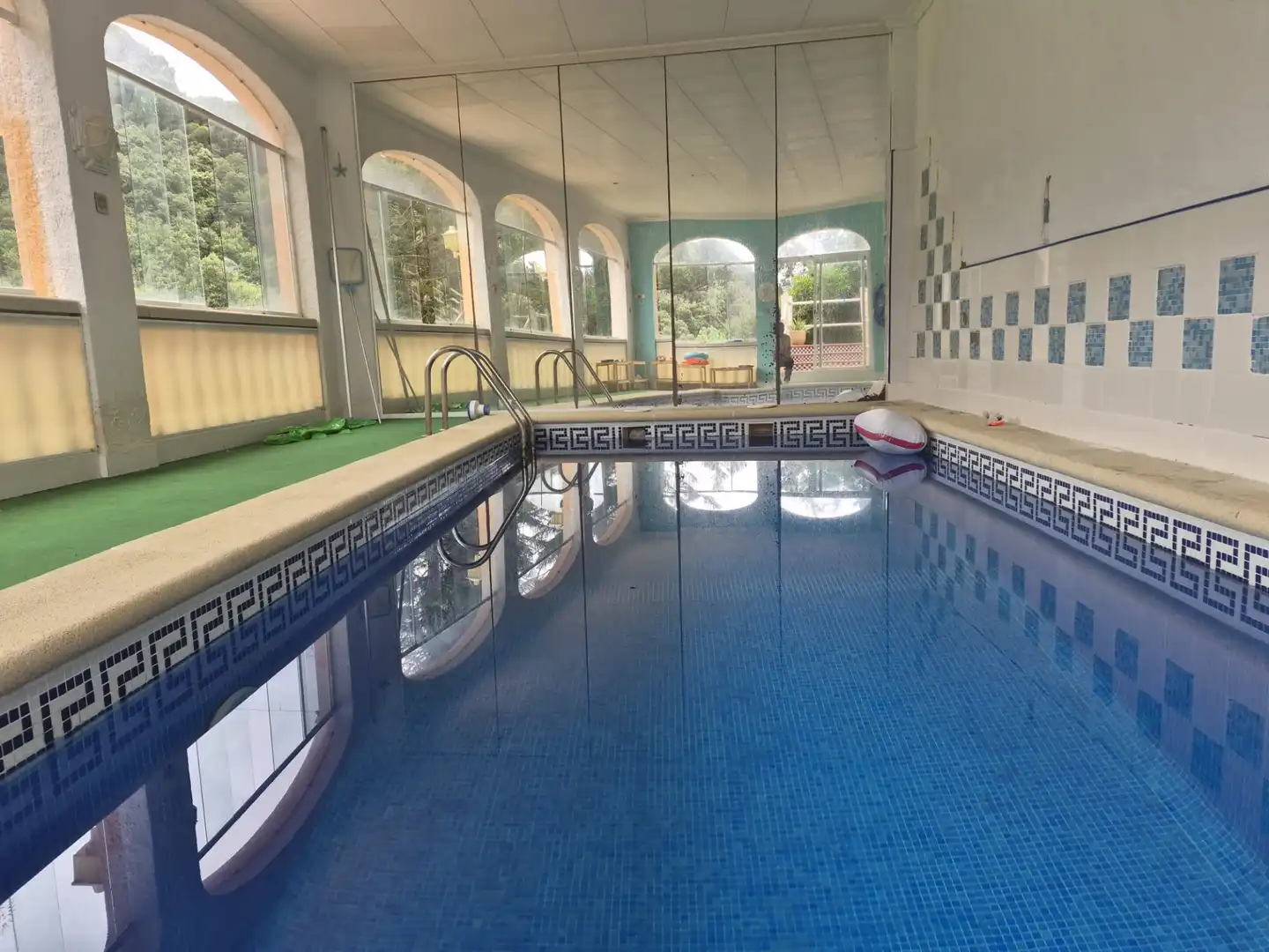 Swimming pool of Houses for sale in Calella  with Air Conditioner, Heating and Terrace