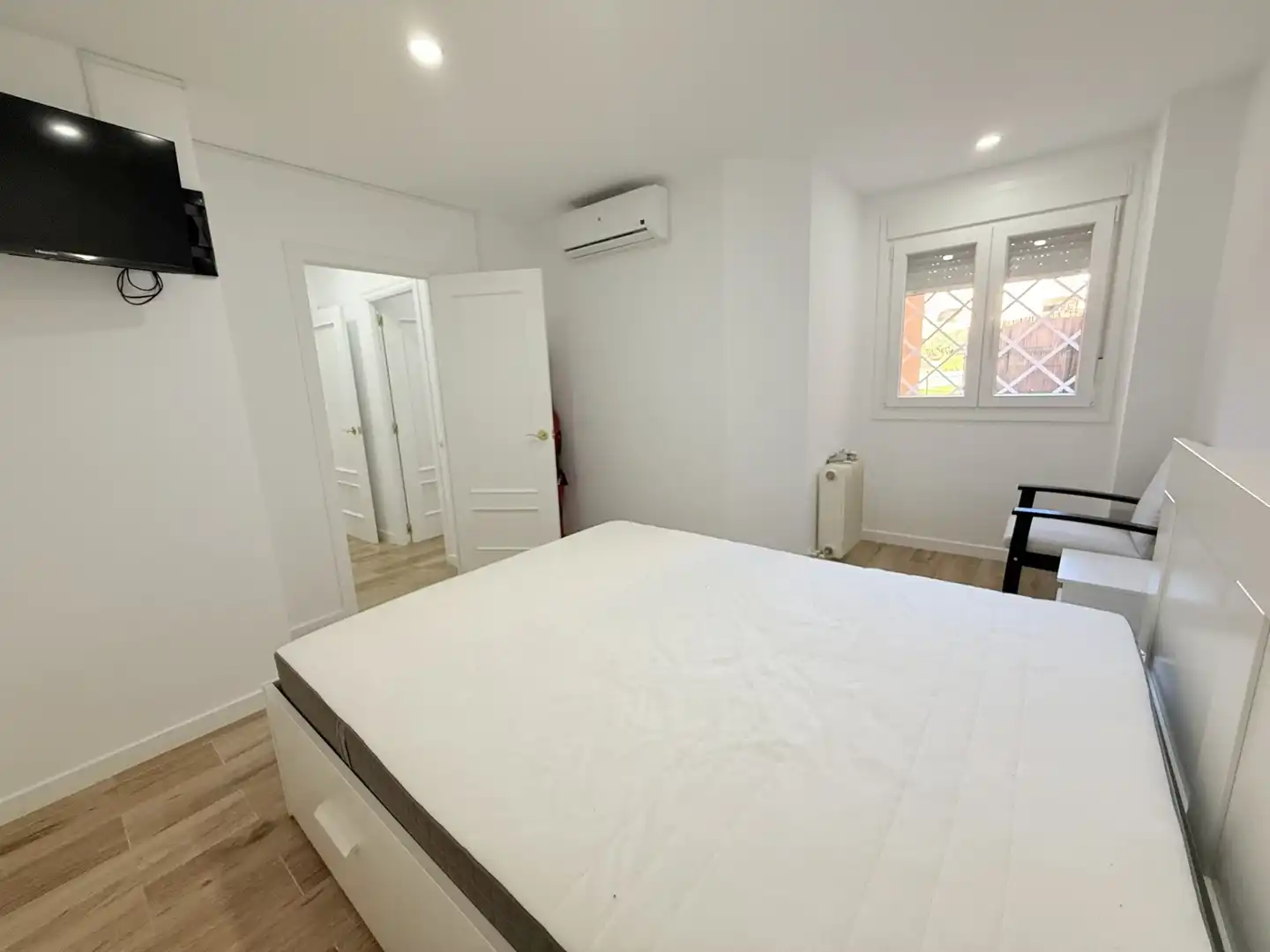 Bedroom of Ground floor for sale in  Palma de Mallorca  with Air Conditioner, Heating and Terrace