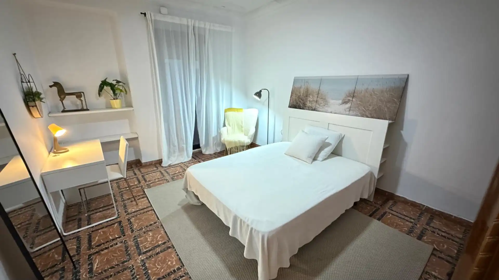 Habitación de Piso de alquiler en Alfafar con Calefacción, Terraza y Amueblado