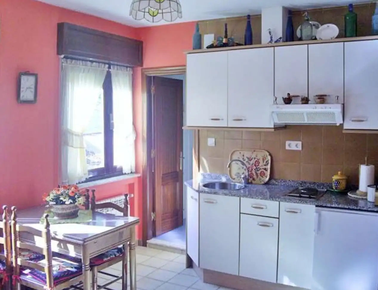 Cocina de Edificio en venta en Lena