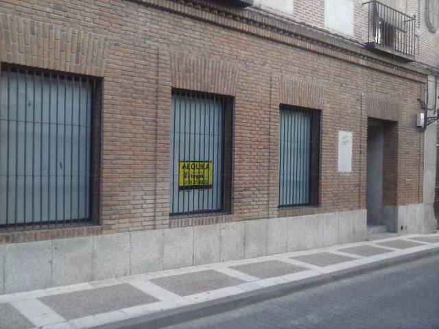 Local comercial en Alquiler en Calle de Jacinto González, 12 en Centro