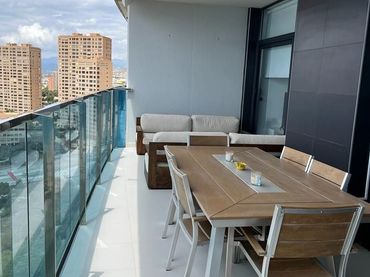 Appartement compact avec piscine à vendre à Playa de Poniente