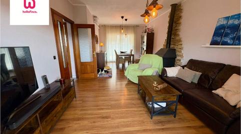 Photo 3 of Single-family semi-detached for sale in Calle Montsià, Olesa de Montserrat, Barcelona