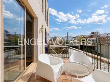 Flat with balcony to rent in Extramurs