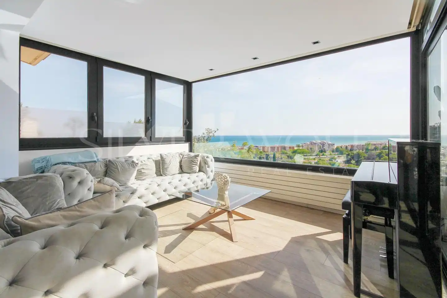 Sala de estar de Casa o chalet en venta en Sitges con Aire acondicionado, Calefacción y Jardín privado