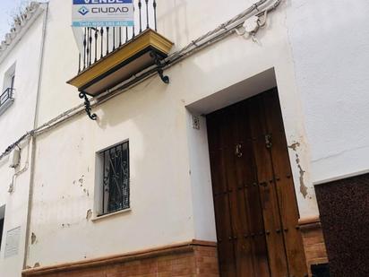 Exterior view of House or chalet for sale in Arahal  with Terrace
