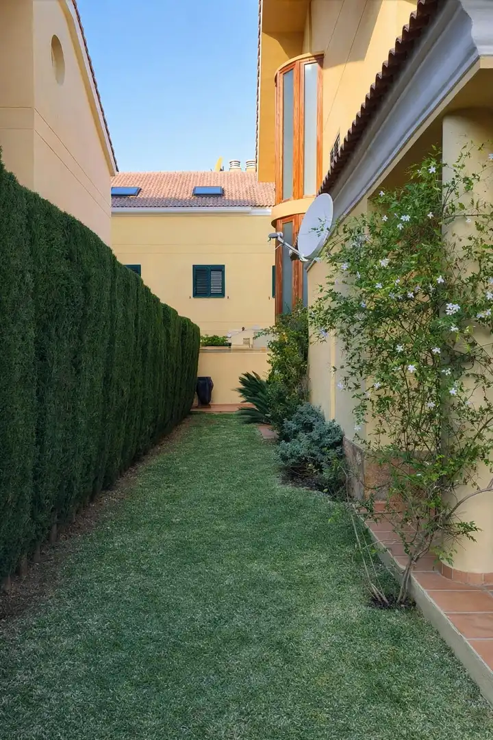 Chalet con piscina en alquiler en Pobles del Nord, imagen 3
