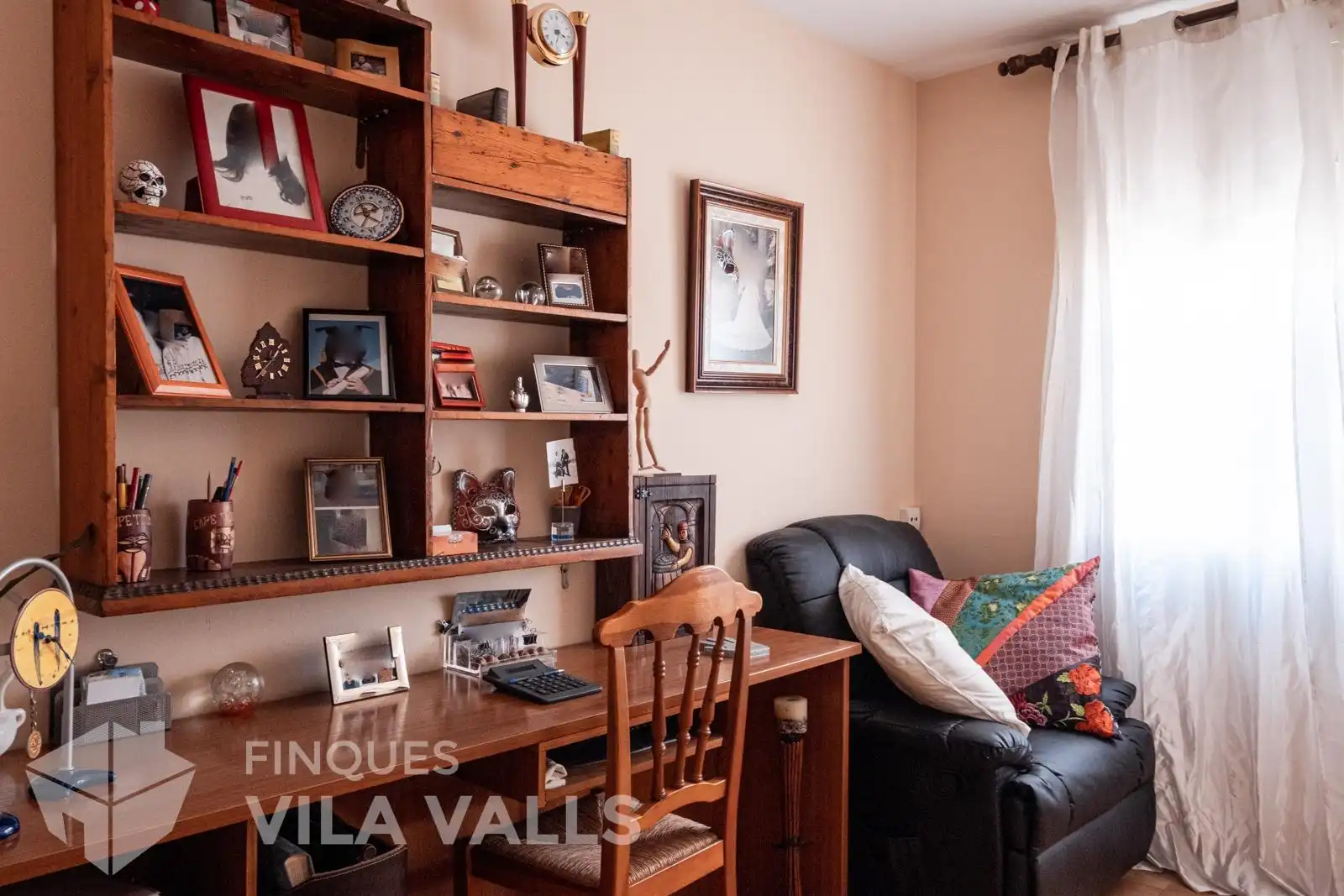 Sala d'estar de Casa o xalet en venda en Caldes de Montbui amb Piscina comunitària