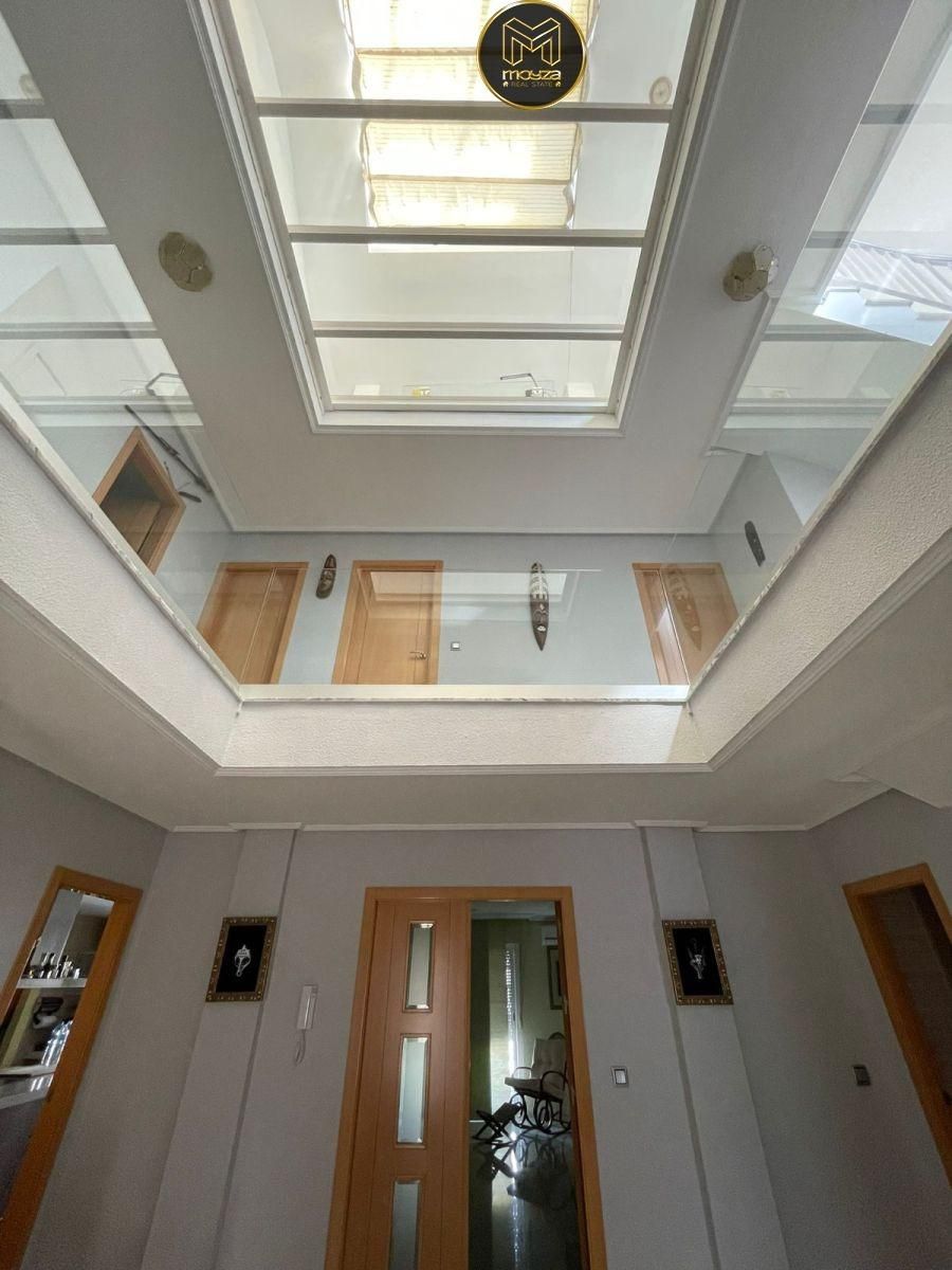 Casa o xalet en venda en  Jaén Capital amb Aire condicionat, Terrassa i Traster