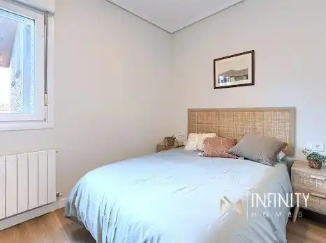 Habitación de Piso de alquiler en Bilbao  con Calefacción y Terraza